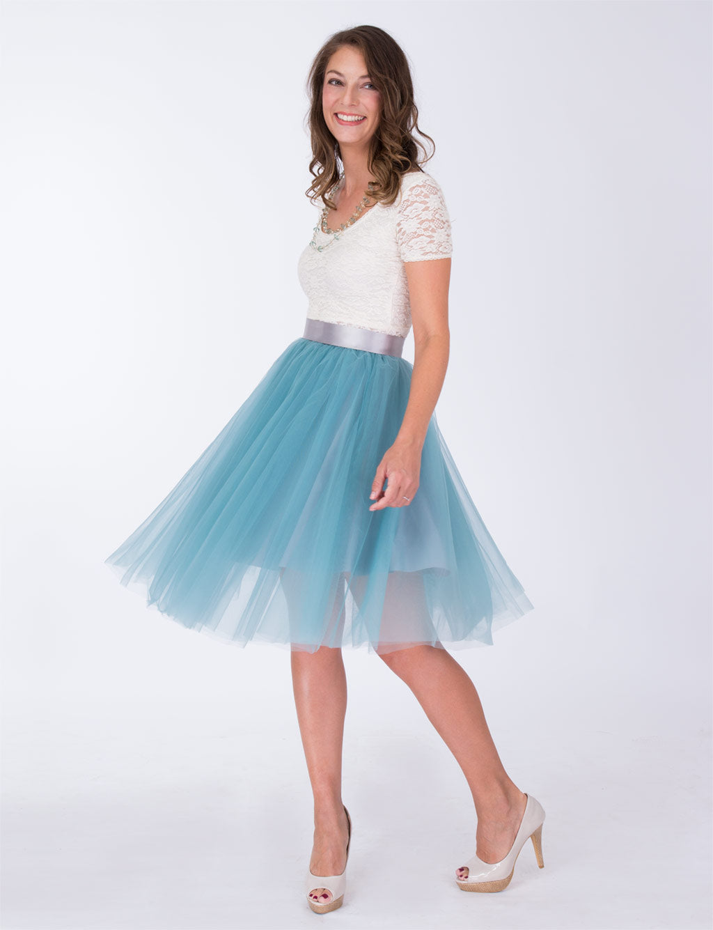 Women's blue tulle sales skirt